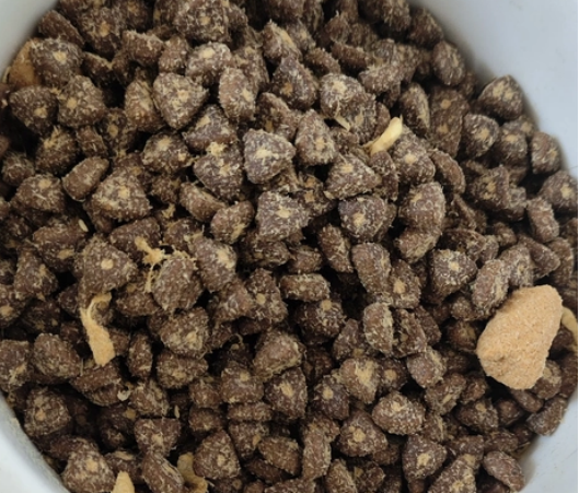 宠王府猎鸟盛宴猫粮