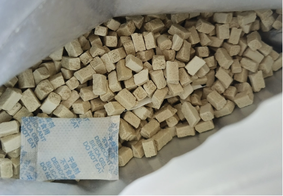 诚实一口猫咪主食冻干测评